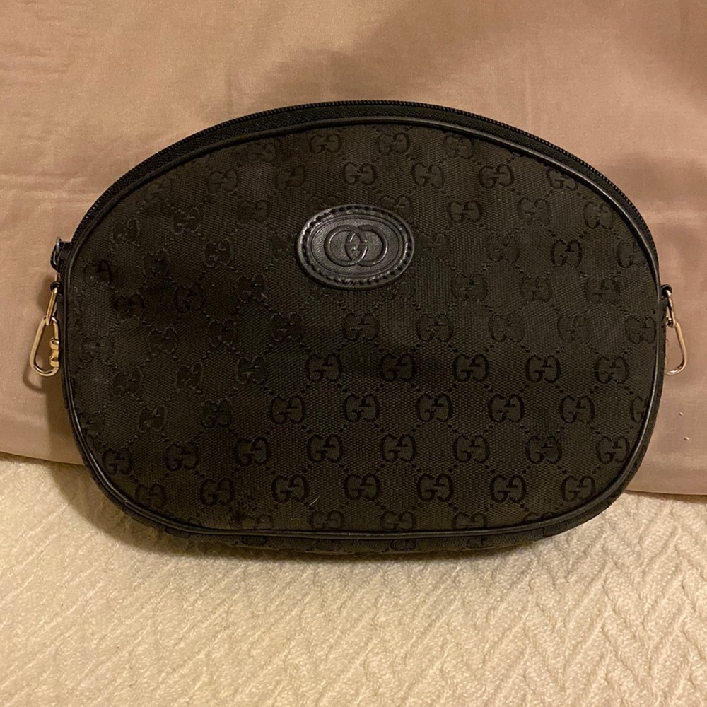 Vintage Gucci makeup bag